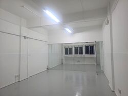 Geylang East Avenue 3 (D14), Factory #498429061